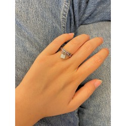 Bague argent rhodié cadenas serti de cristaux oxydes de zirconium